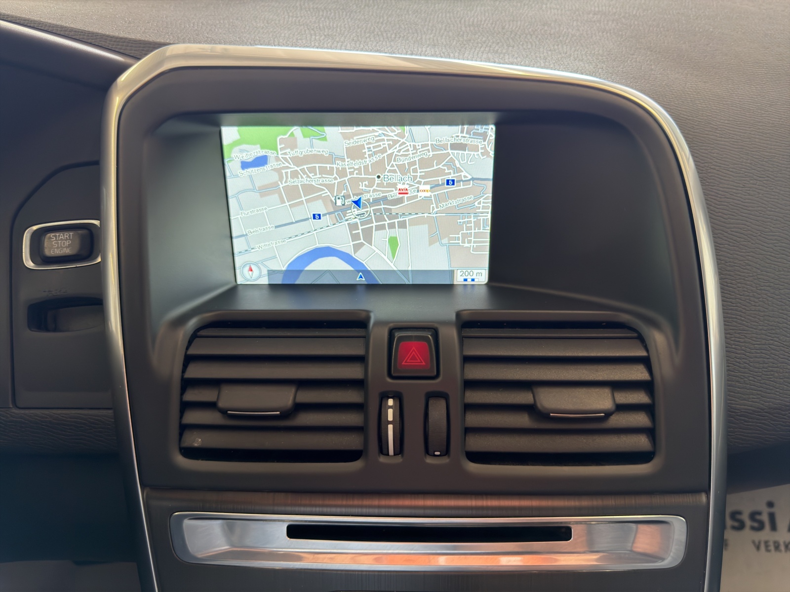 VOLVO XC60 T5 Summum Geartronic-image-18