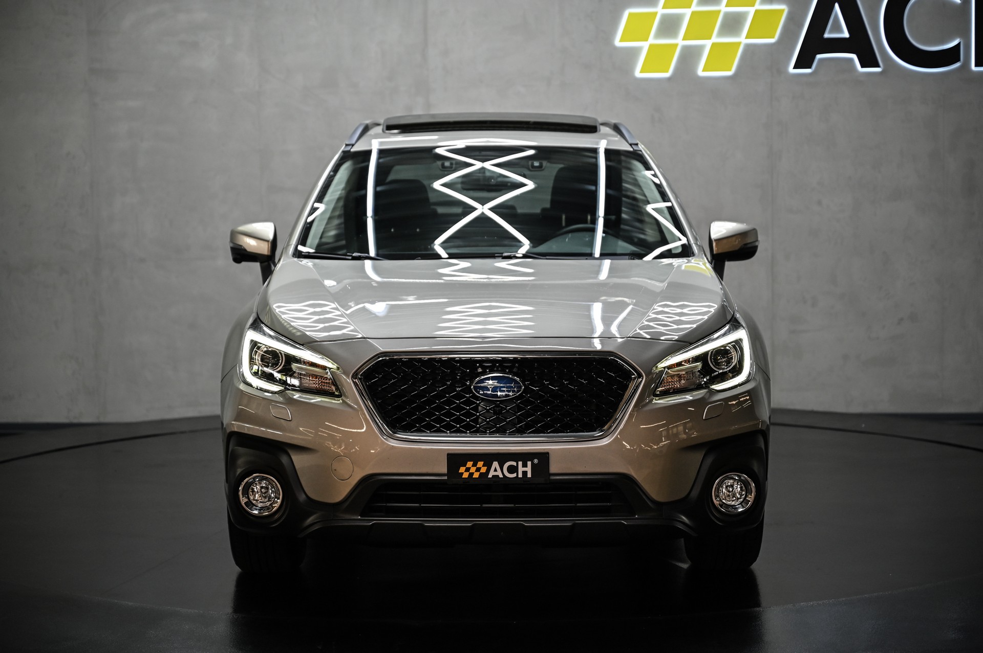 SUBARU Outback 2.5i Luxury-image-1
