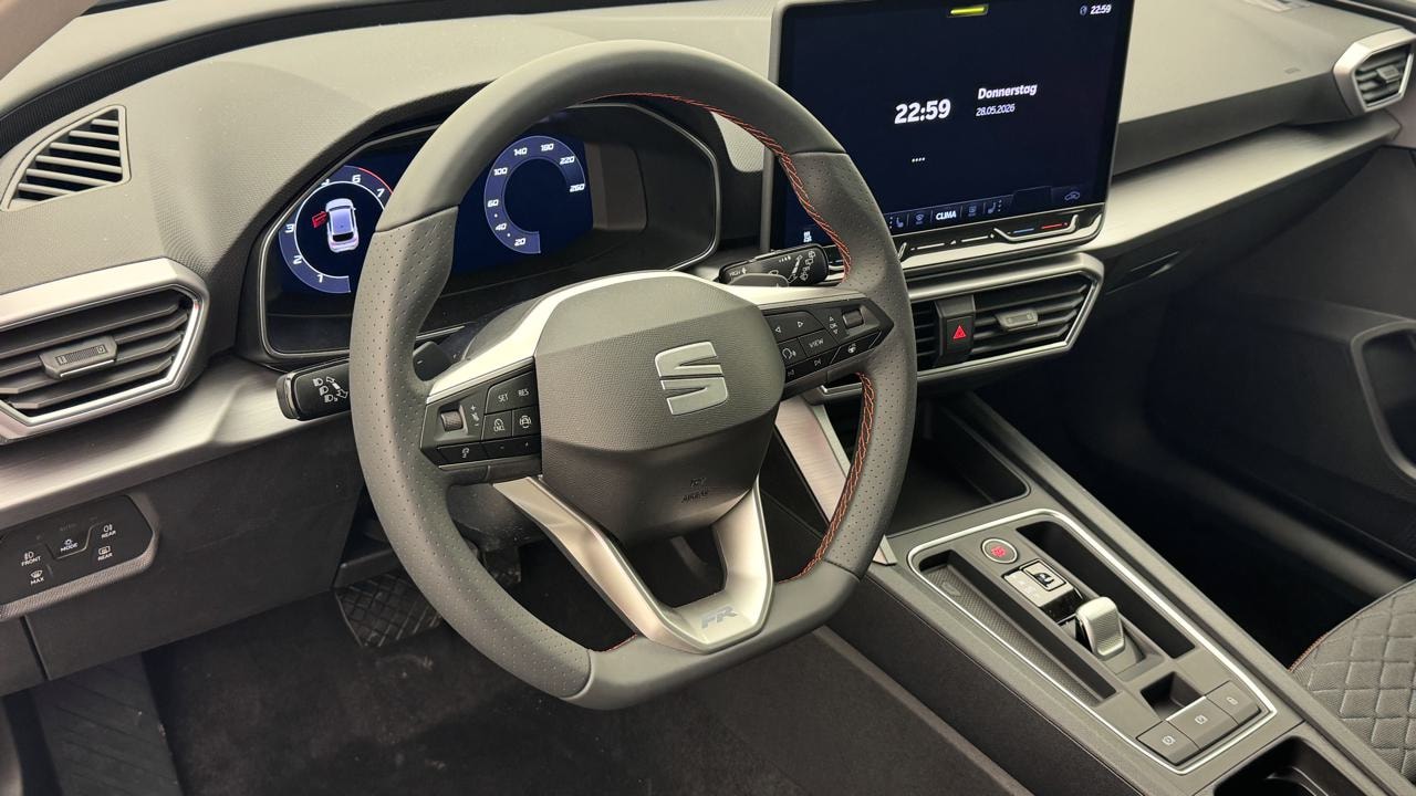 SEAT Leon 1.5 eHybrid pHEV DSG FR-image-6