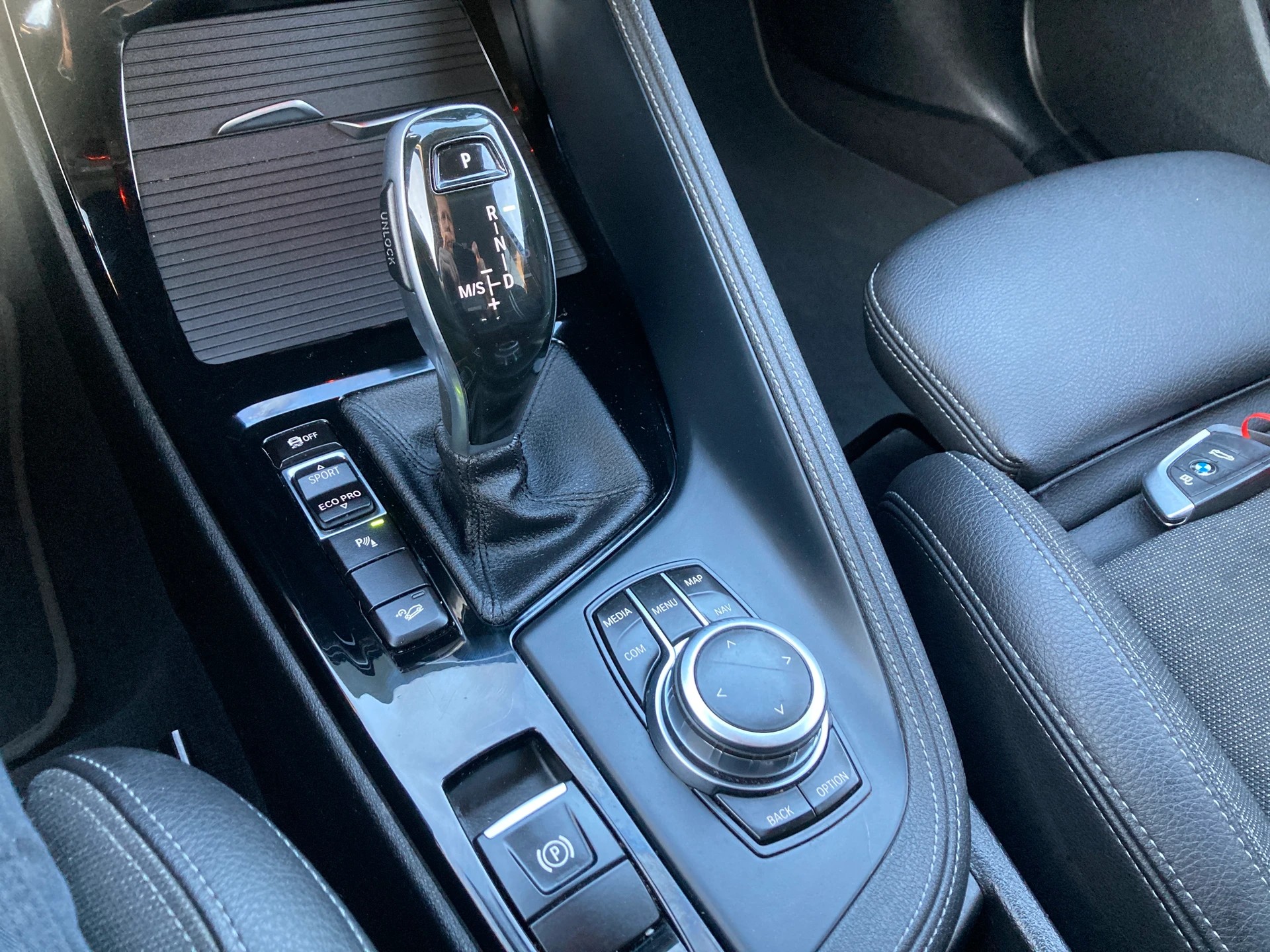 BMW X1 xDrive 20d Steptronic-image-12