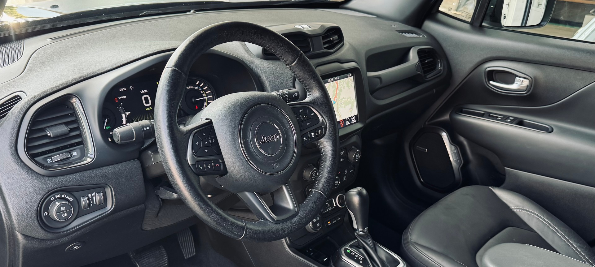 JEEP Renegade 1.3 T PHEV S AWD-image-6
