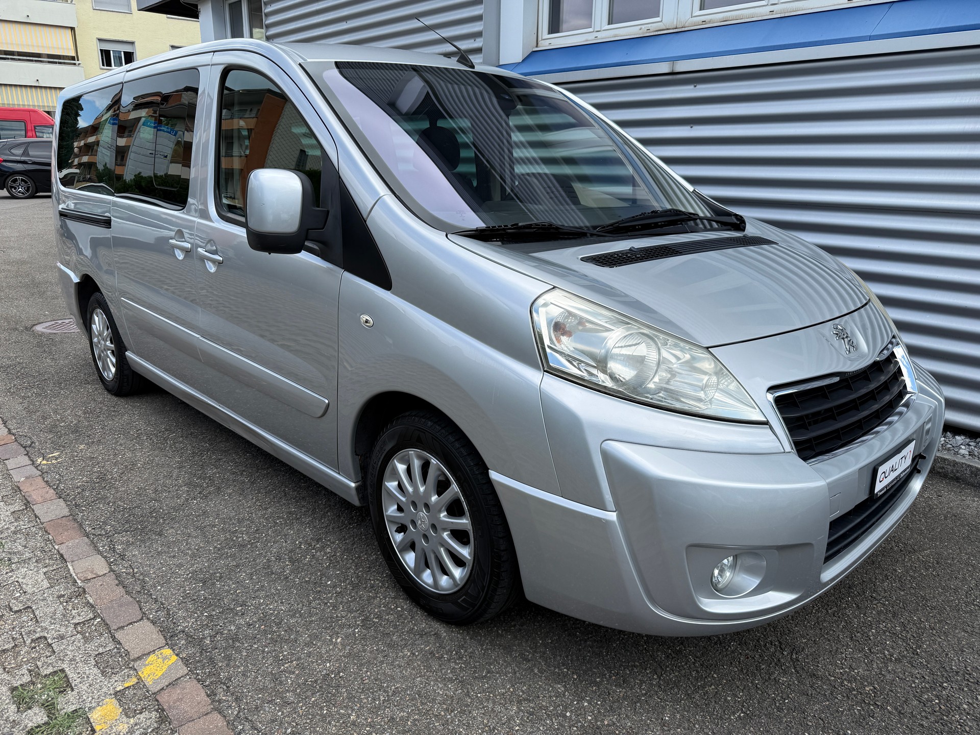 PEUGEOT Expert Tepee 2.0 HDi Premium L2-image-13