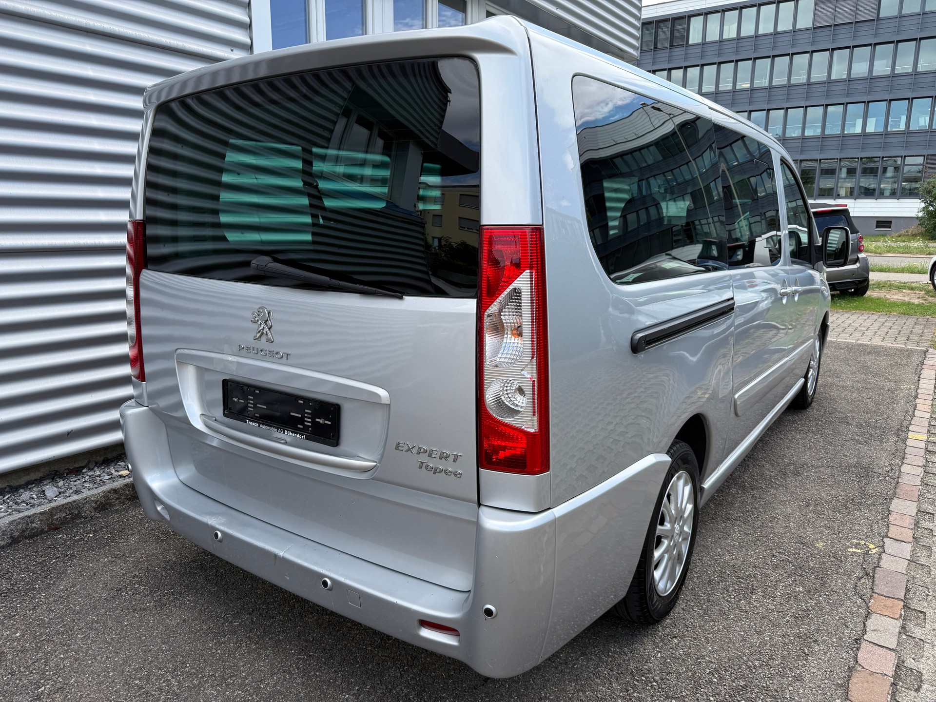 PEUGEOT Expert Tepee 2.0 HDi Premium L2-image-14