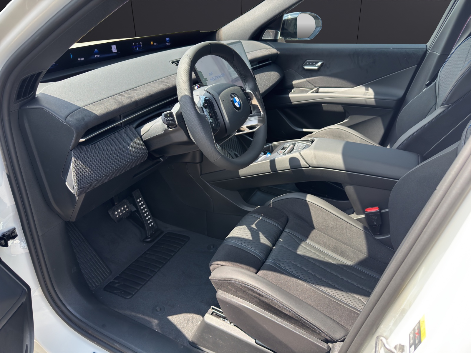 BMW iX3 50 xDrive M Sport Pro-image-5