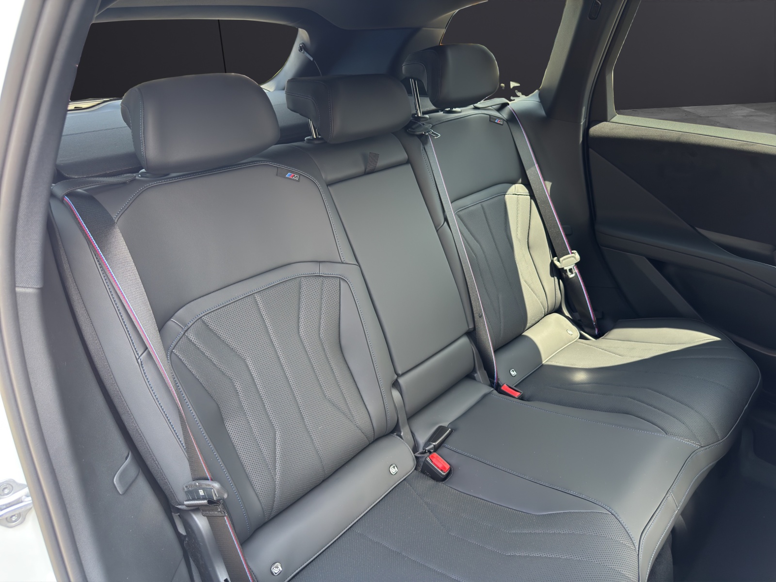 BMW iX3 50 xDrive M Sport Pro-image-14