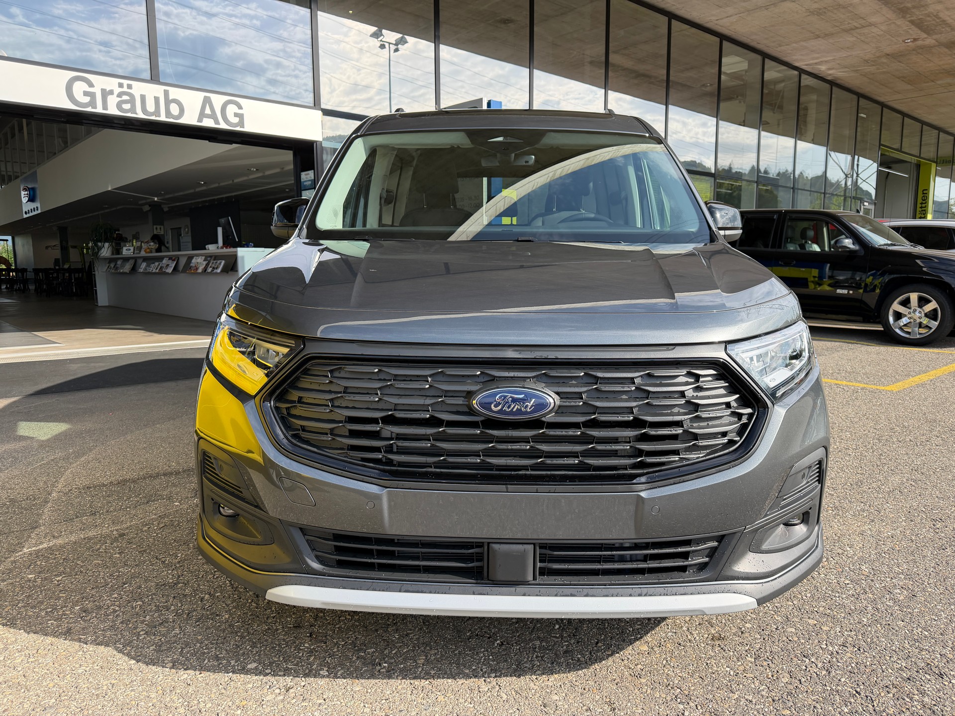 FORD Tourneo Connect 1.5 PHEV Active Automat-image-1