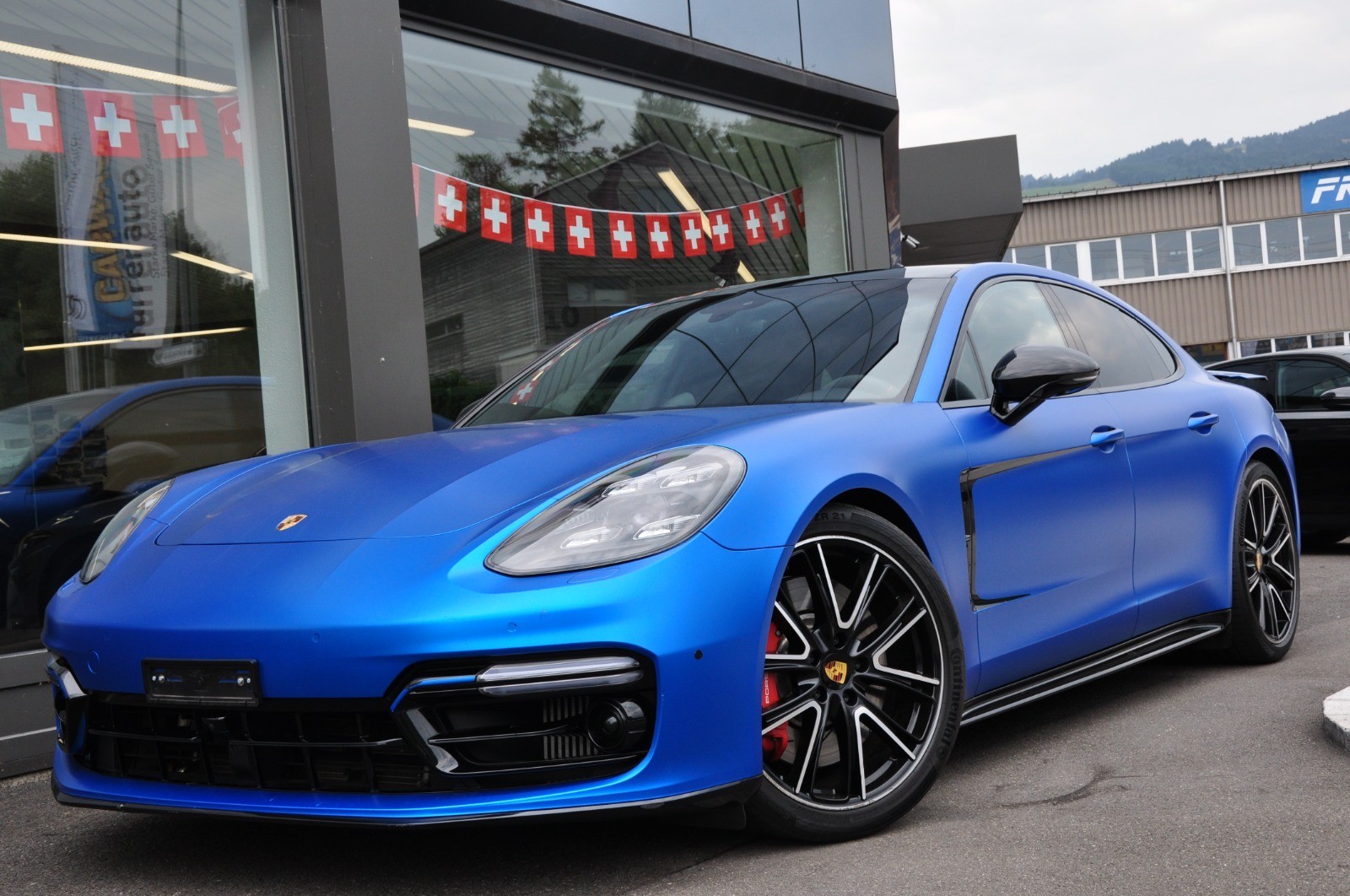 PORSCHE Panamera Turbo PDK-image-6