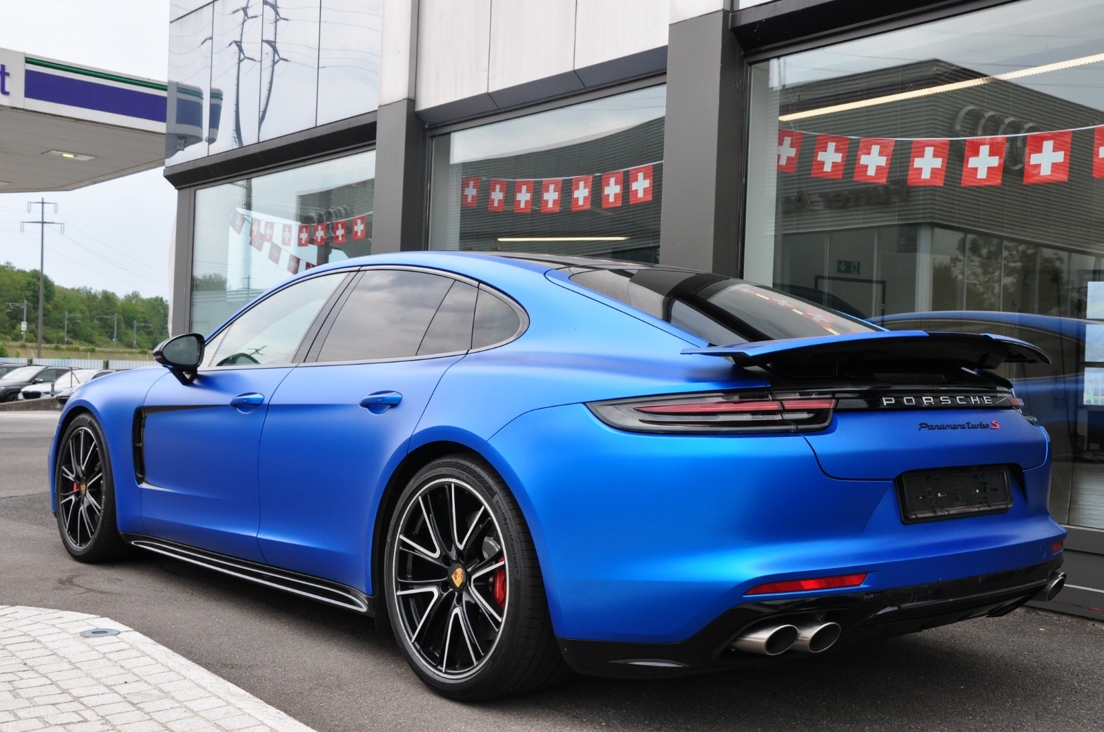 PORSCHE Panamera Turbo PDK-image-4