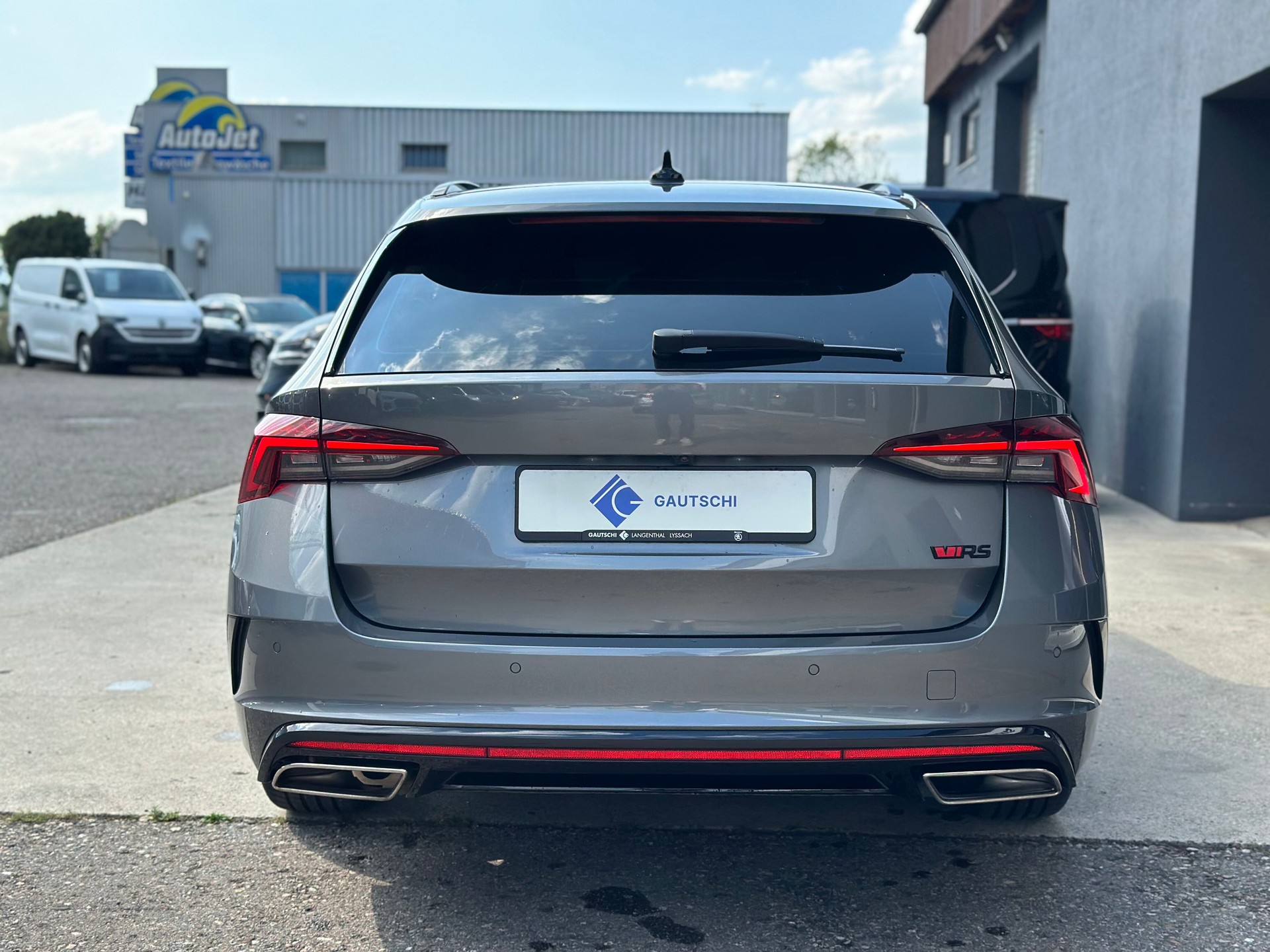 SKODA Octavia Combi 2.0 TDI DSG RS 4x4-image-3