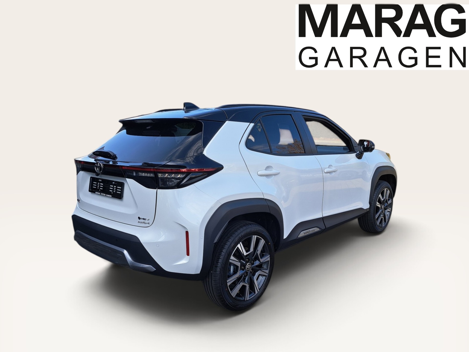 TOYOTA Yaris Cross 1.5 Premium AWDi e-CVT-image-6