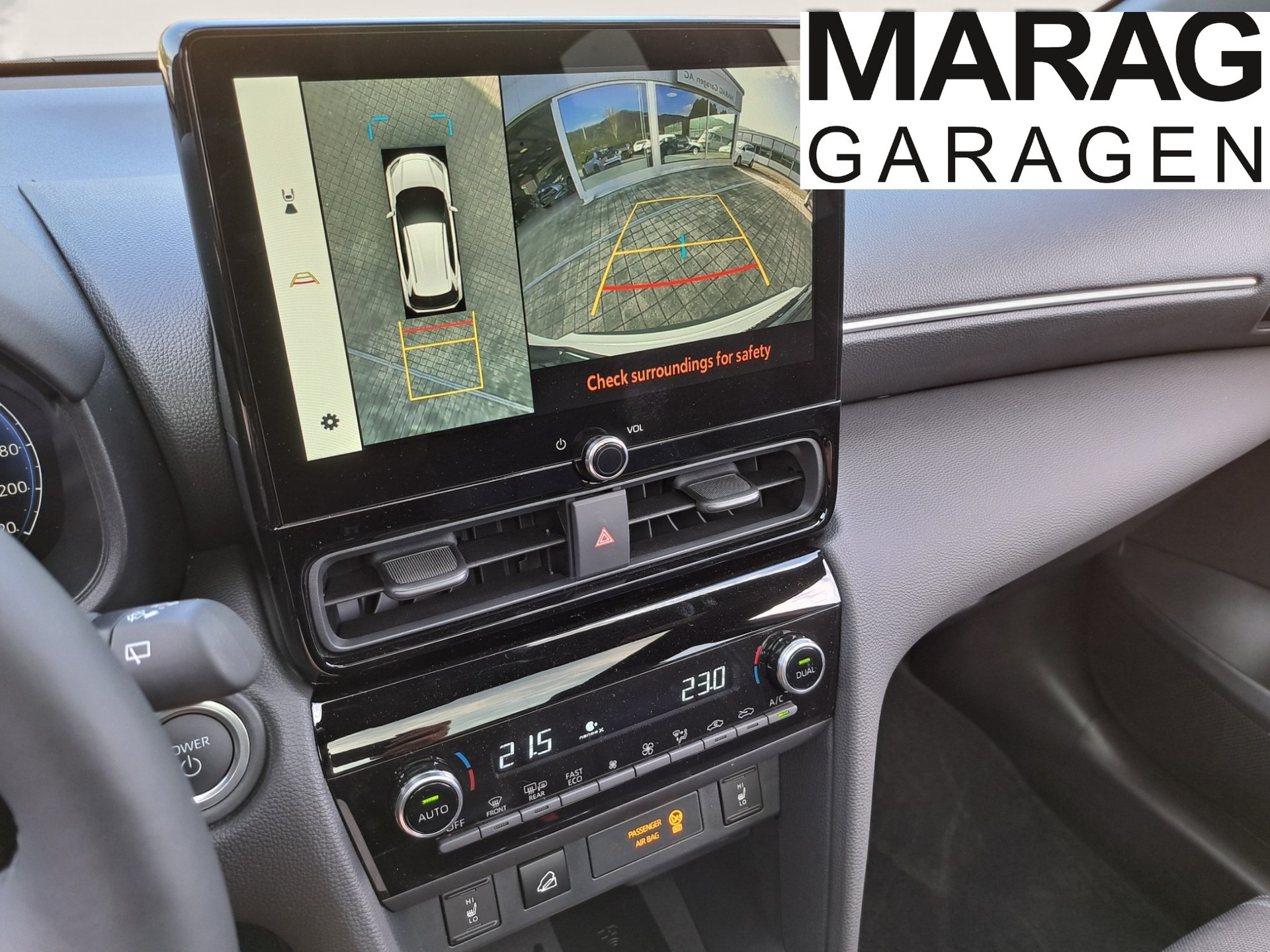 TOYOTA Yaris Cross 1.5 Premium AWDi e-CVT-image-11