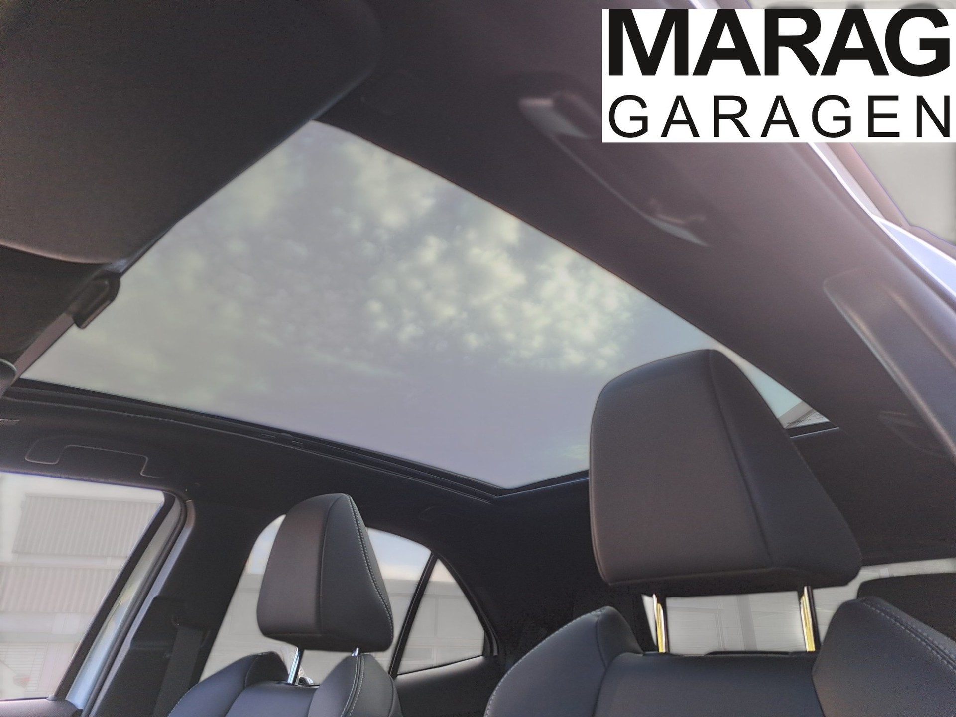 TOYOTA Yaris Cross 1.5 Premium AWDi e-CVT-image-15
