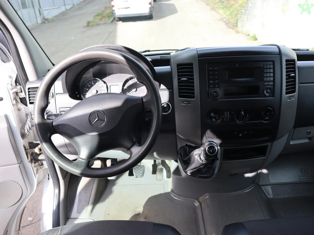 MERCEDES-BENZ Sprinter 316 CDI Standard ** 7-Plätzer ** AHK **-image-6