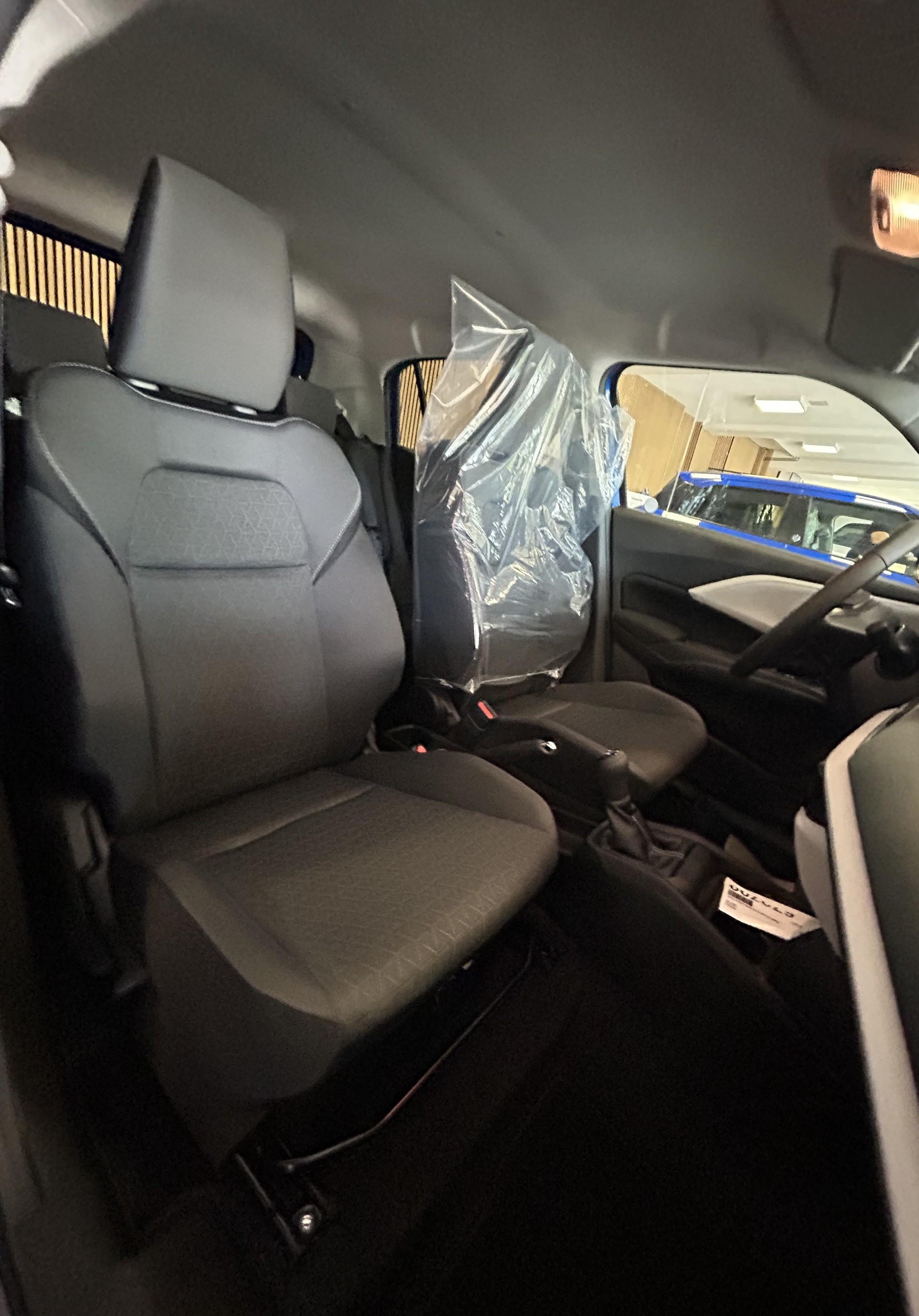 SUZUKI Swift 1.2 Piz Sulai Hybrid 4x4 4 ROUES HIVER OFFERT-image-14