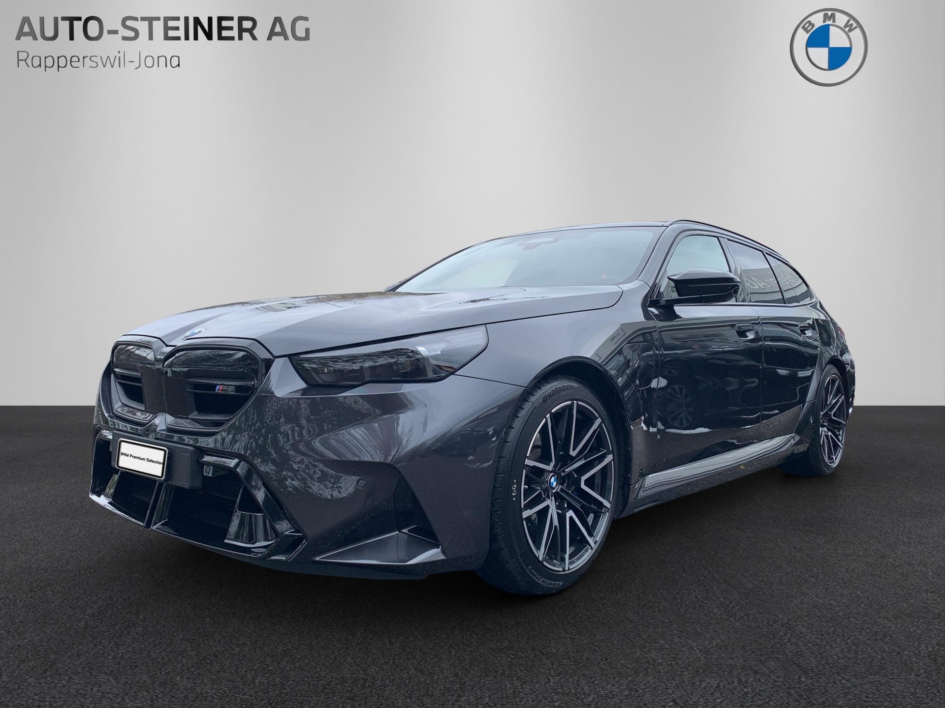 BMW M5 xDrive Touring