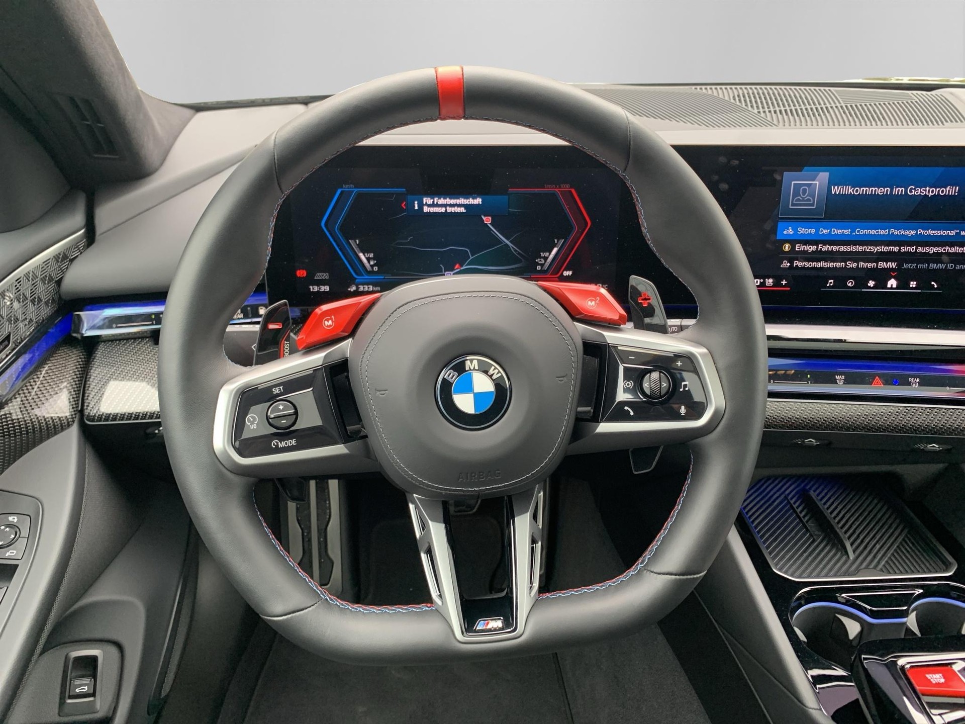 BMW M5 xDrive Touring-image-11