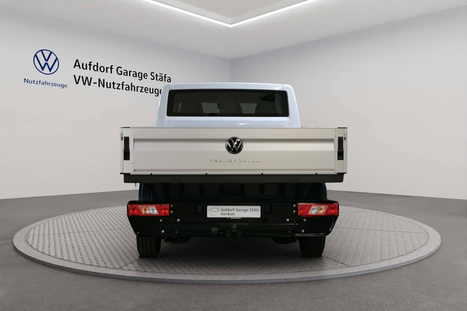 VW Transporter 2.0 TDI Automat-image-3