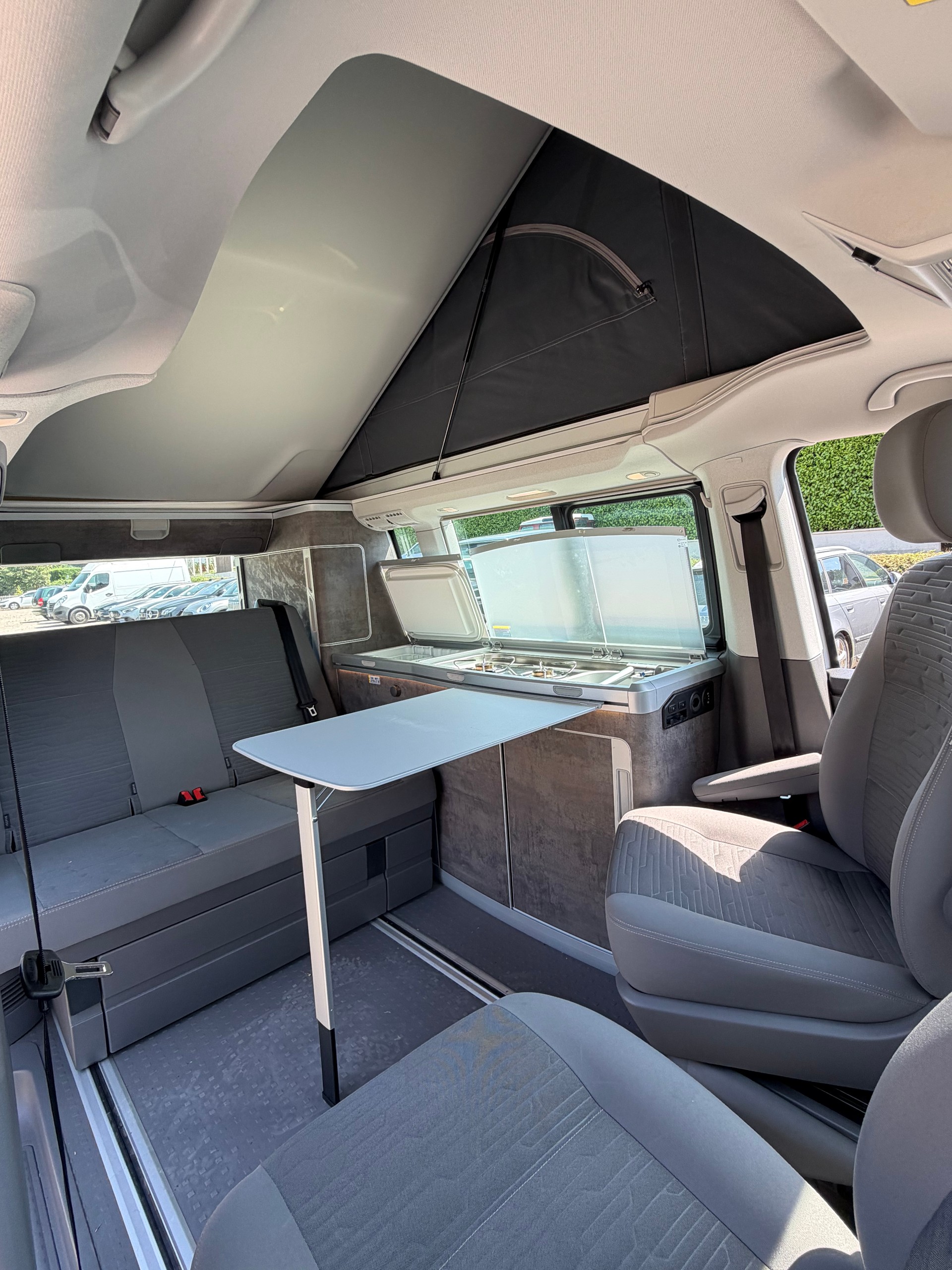 VW T6.1 California 2.0 TDI Ocean Edition Liberty DSG-image-12