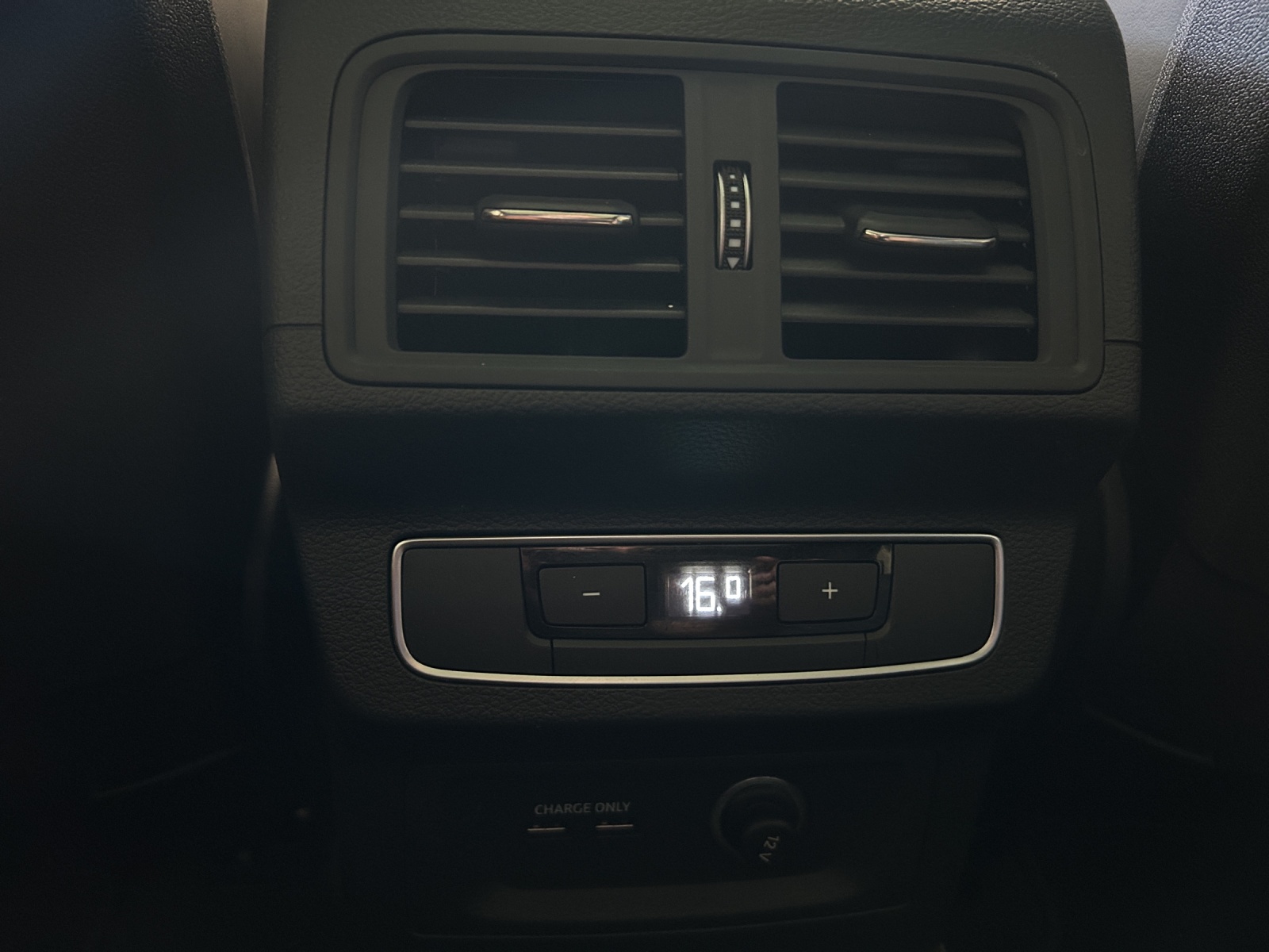 AUDI Q5 55 TFSI e sport quattro-image-11