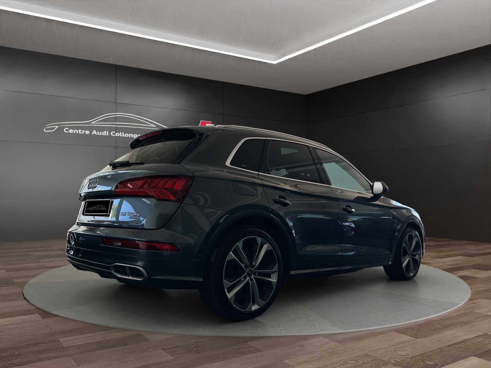 AUDI Q5 55 TFSI e sport quattro-image-3
