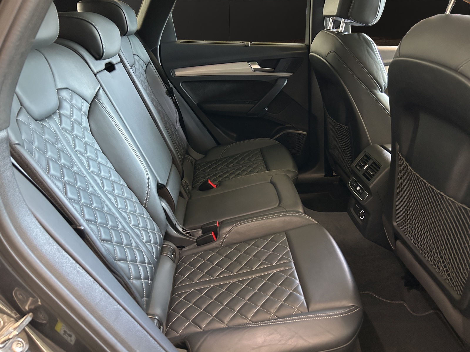 AUDI Q5 55 TFSI e sport quattro-image-14
