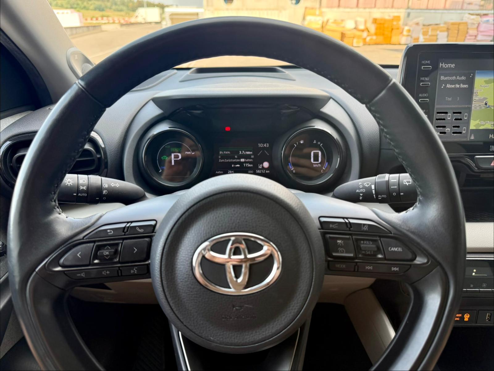 TOYOTA 1.5 VVT-i HSD Premium-image-6
