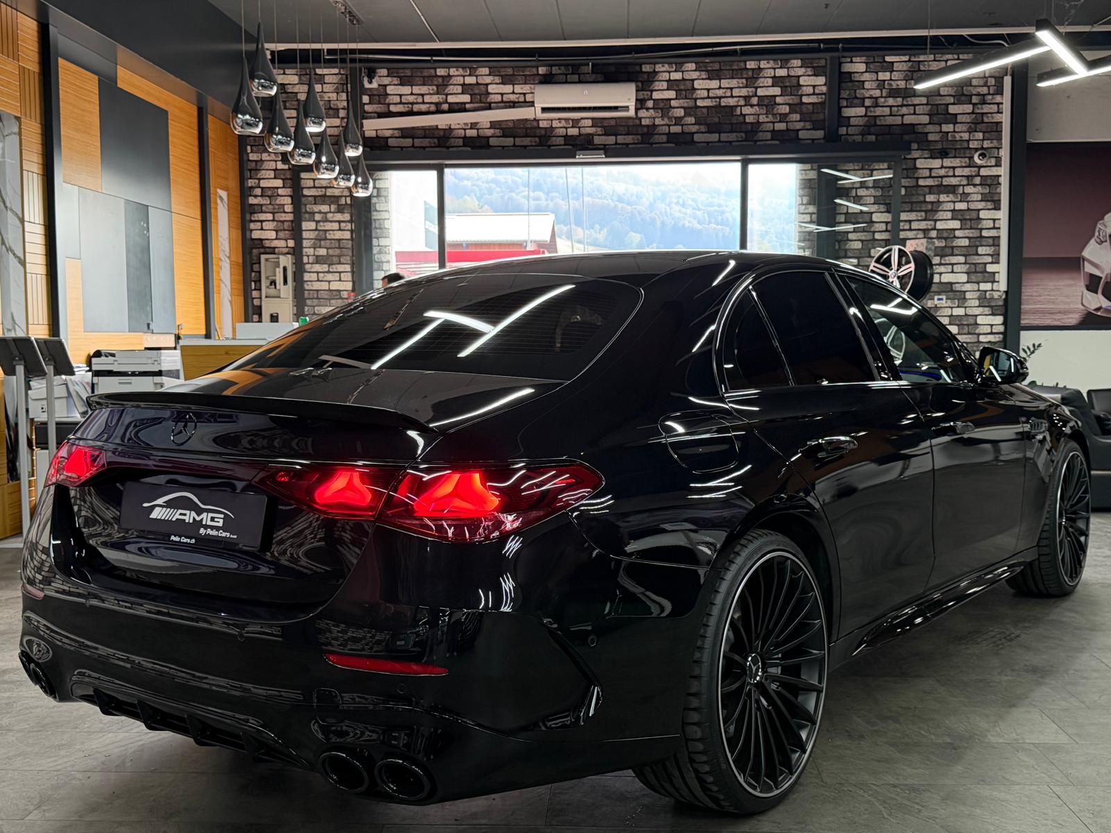 MERCEDES-BENZ E 53 AMG Limited All Black Performance Hybrid 4Matic+ 9G-Tronic 5Jahre Werksgarantie&Gratisservice-image-6