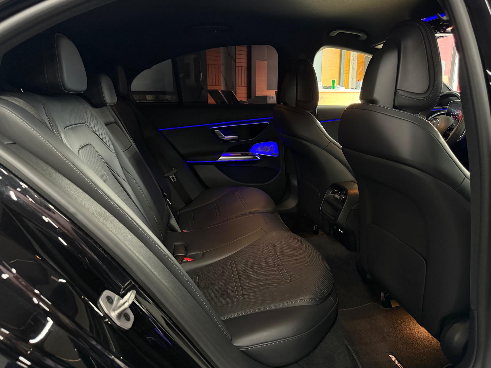 MERCEDES-BENZ E 53 AMG Limited All Black Performance Hybrid 4Matic+ 9G-Tronic 5Jahre Werksgarantie&Gratisservice-image-13