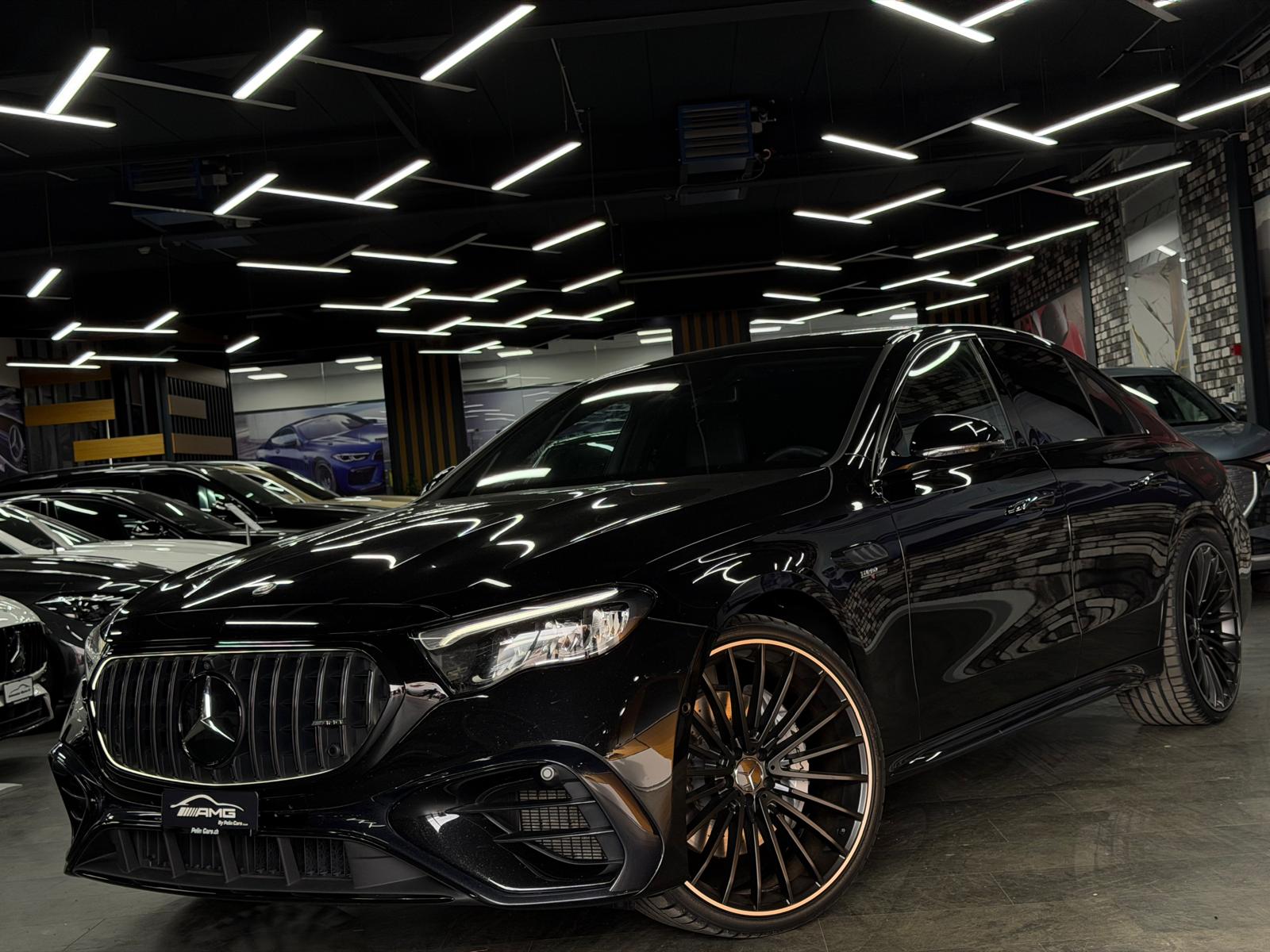 MERCEDES-BENZ E 53 AMG Limited All Black Performance Hybrid 4Matic+ 9G-Tronic 5Jahre Werksgarantie&Gratisservice-showroom-element-1