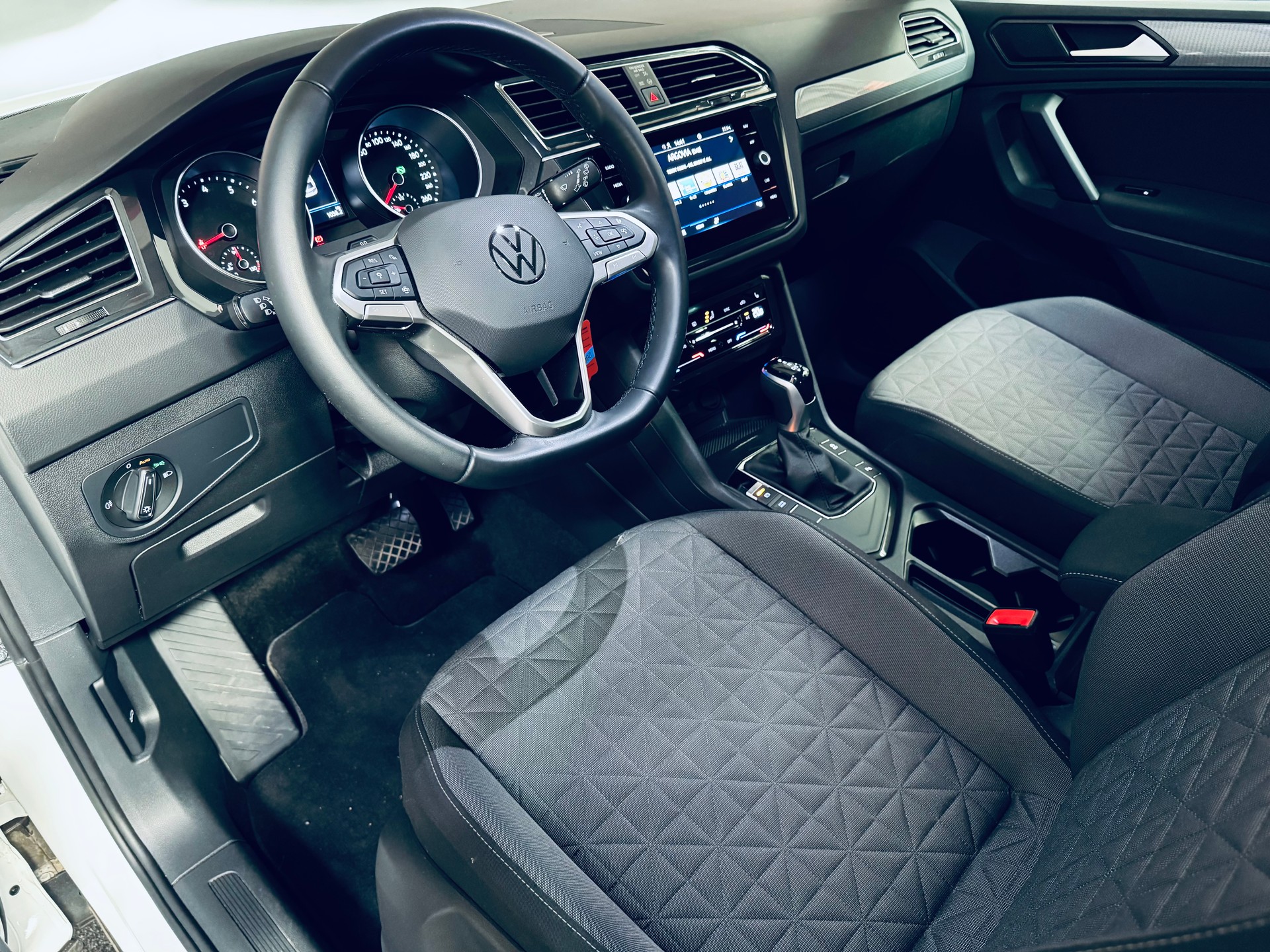 VW Tiguan 1.5TSI Evo Life DSG-image-13