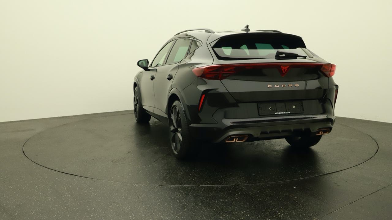 CUPRA Formentor 1.5 e-HYBRID pHEV VZ Black Edition-image-3