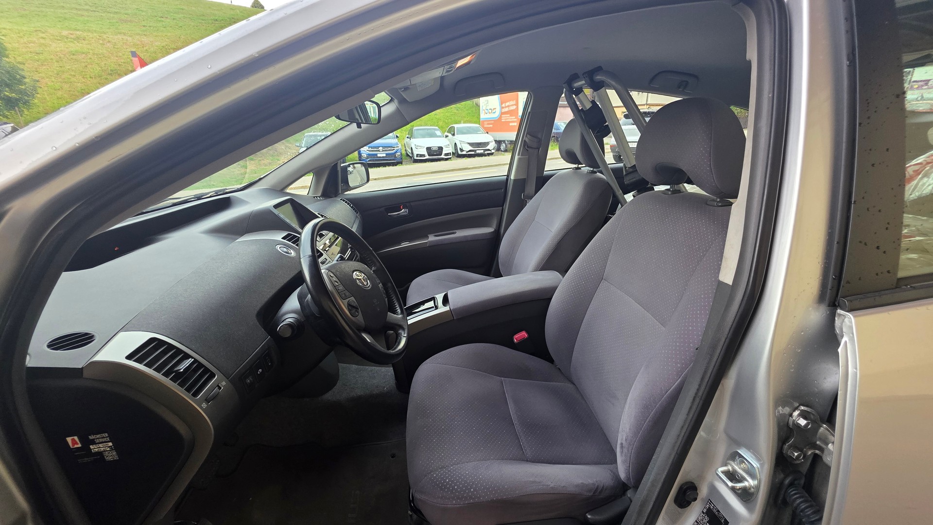 TOYOTA Prius 1.5 16V Hybrid Limited-image-10