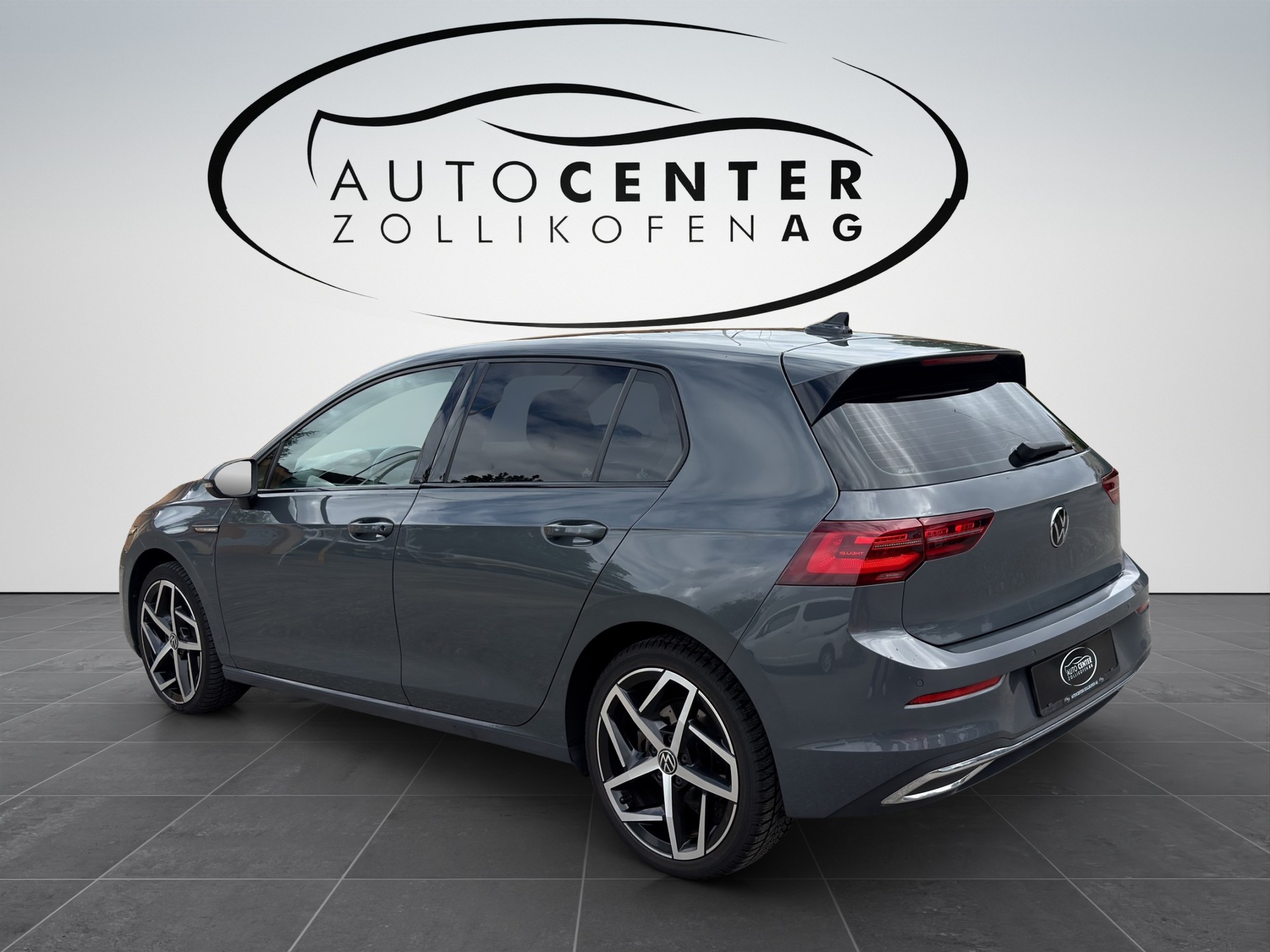 VW Golf 1.5 eTSI mHEV ACT First Edition DSG-image-5