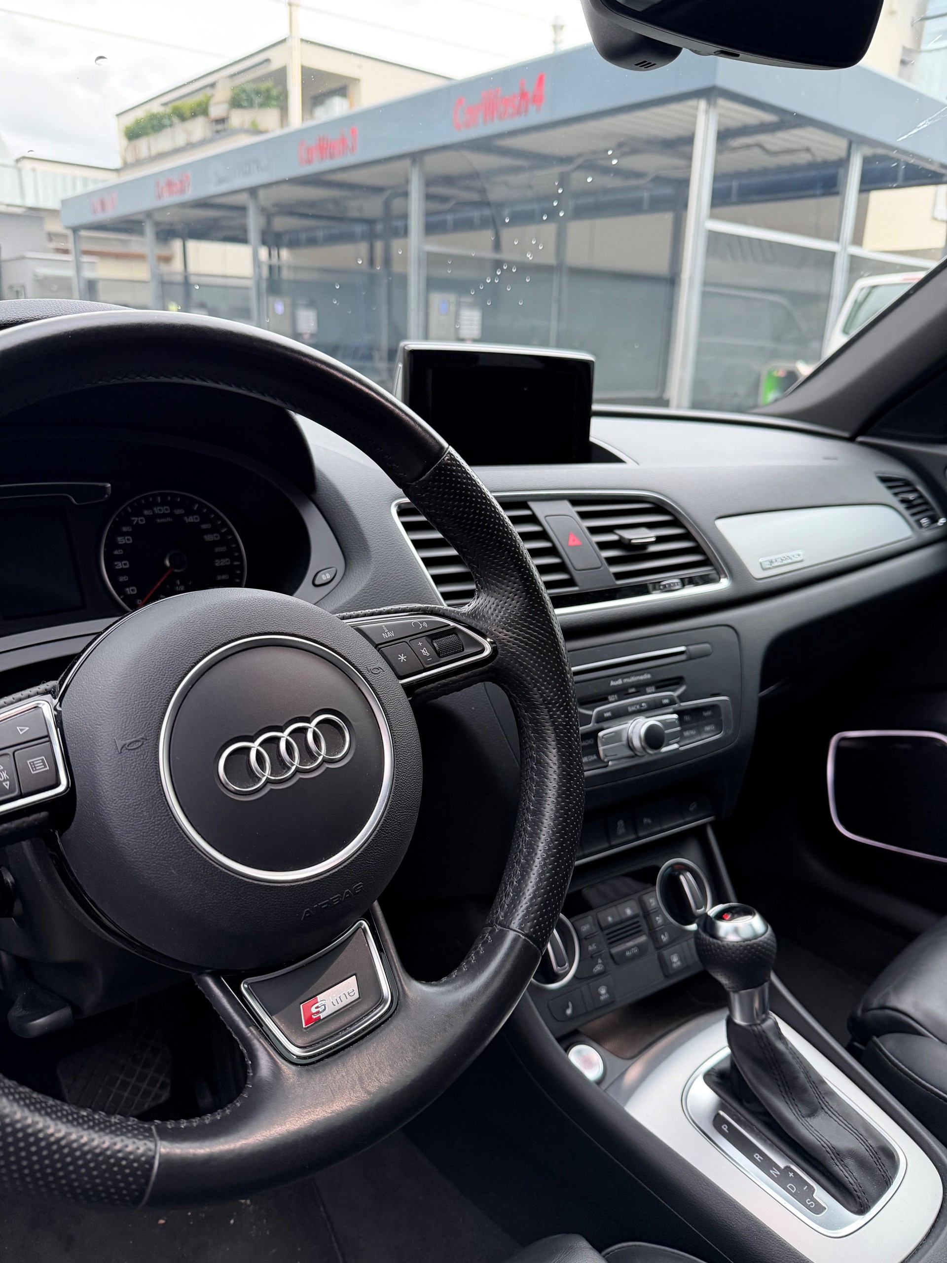 AUDI 2.0 TDI 184 quattro S-Tronic-image-4