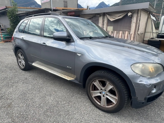 BMW X5 xDrive 30i (3.0si) Steptronic-image-4