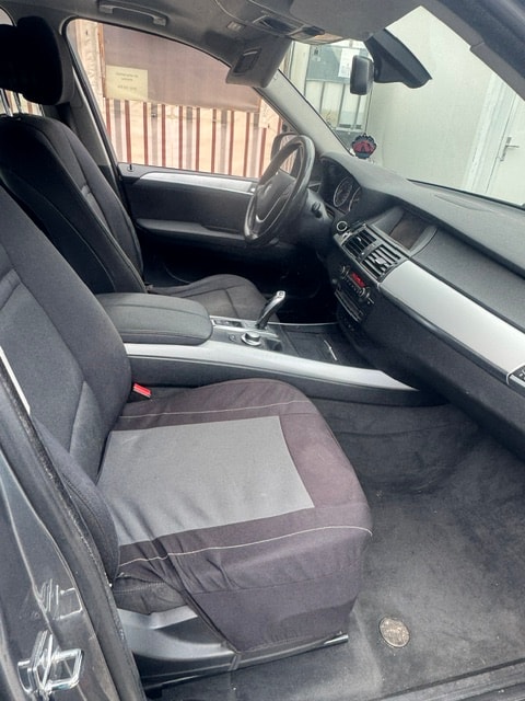 BMW X5 xDrive 30i (3.0si) Steptronic-image-6