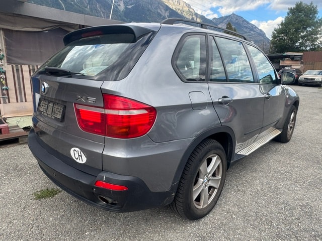 BMW X5 xDrive 30i (3.0si) Steptronic-image-8