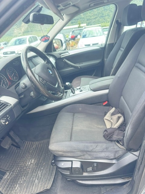 BMW X5 xDrive 30i (3.0si) Steptronic-image-13