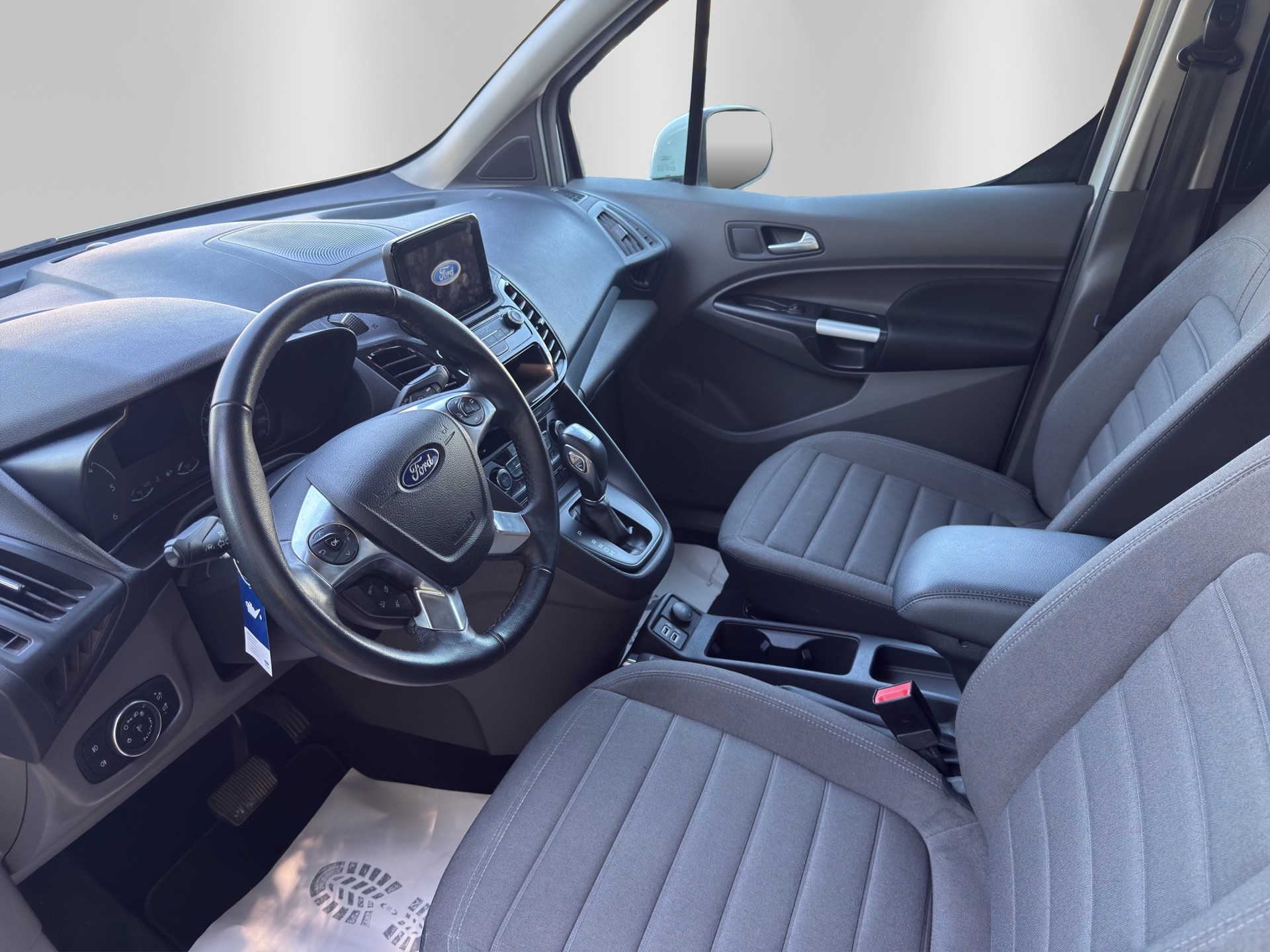 FORD Grand Tourneo Connect 1.5 EcoBlue Titanium Automat-image-8