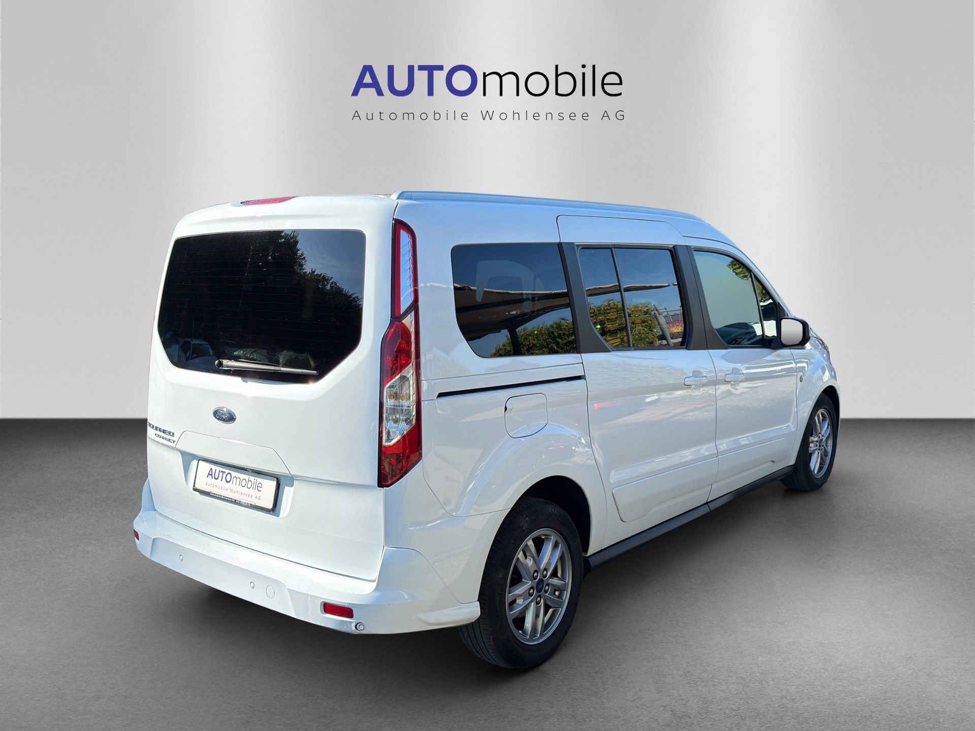 FORD Grand Tourneo Connect 1.5 EcoBlue Titanium Automat-image-6