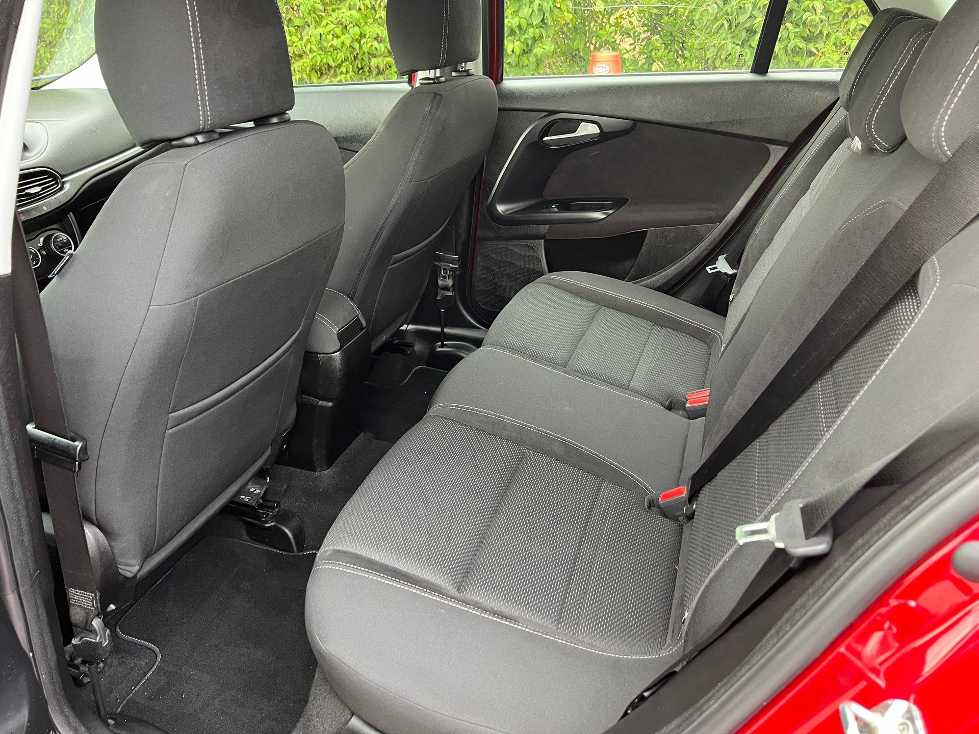 FIAT Tipo 1.6MJ Station Wagon Lounge-image-10