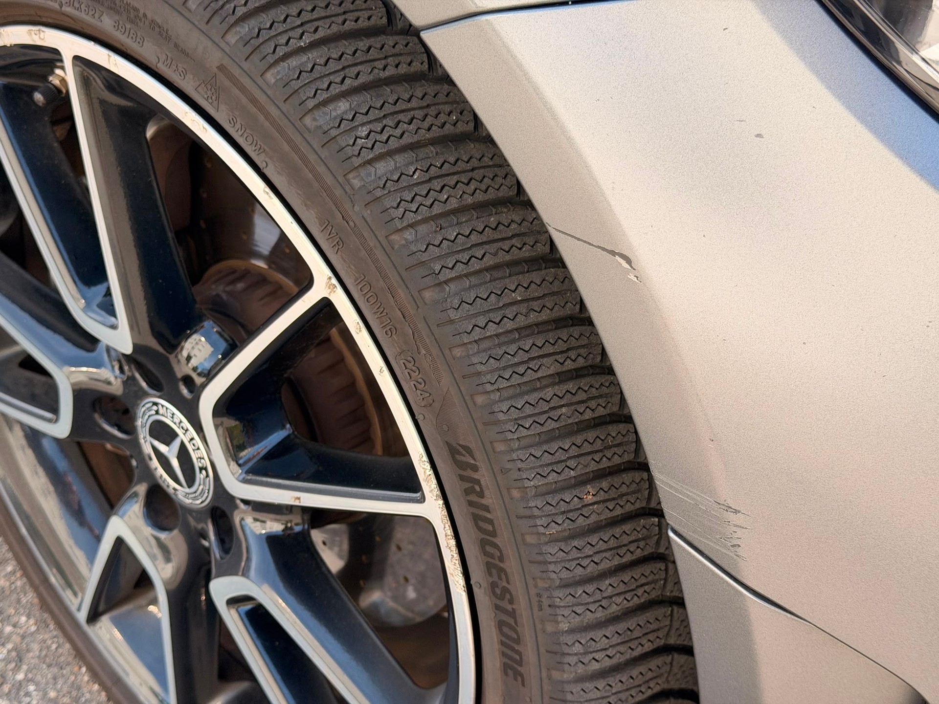 MERCEDES-BENZ C 400 AMG Line 4Matic 9G-Tronic-image-17