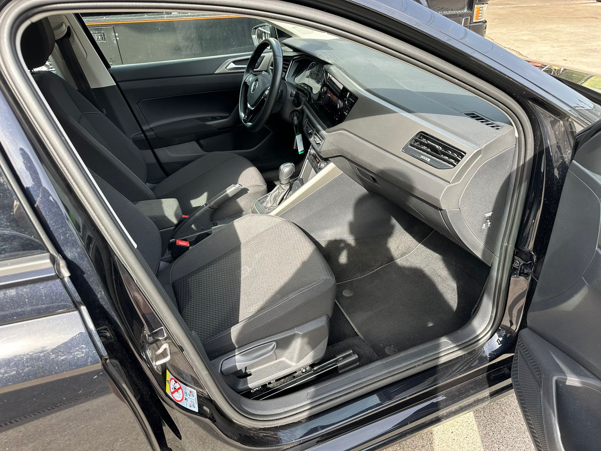 VW Polo 1.0 TSI BMT Comfortline DSG-image-1