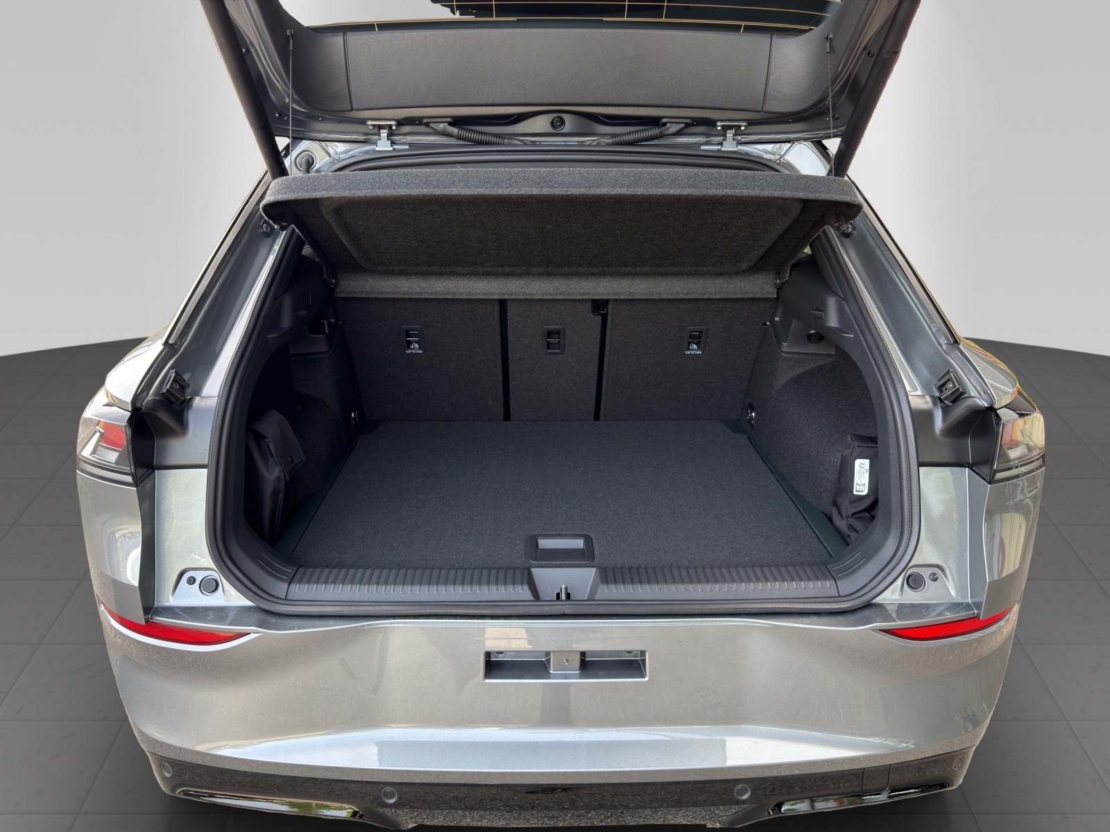 VW T-Roc 1.5 eTSI mHEV R-Line DSG-image-11
