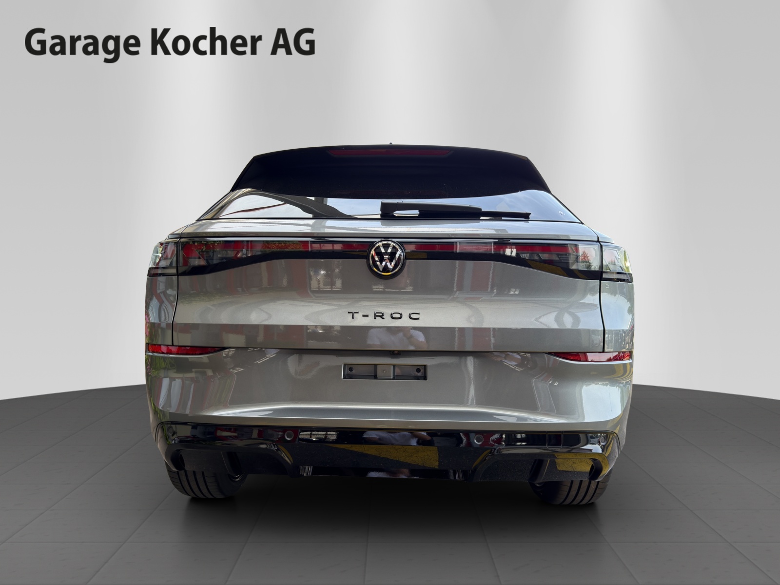 VW T-Roc 1.5 eTSI mHEV R-Line DSG-image-3
