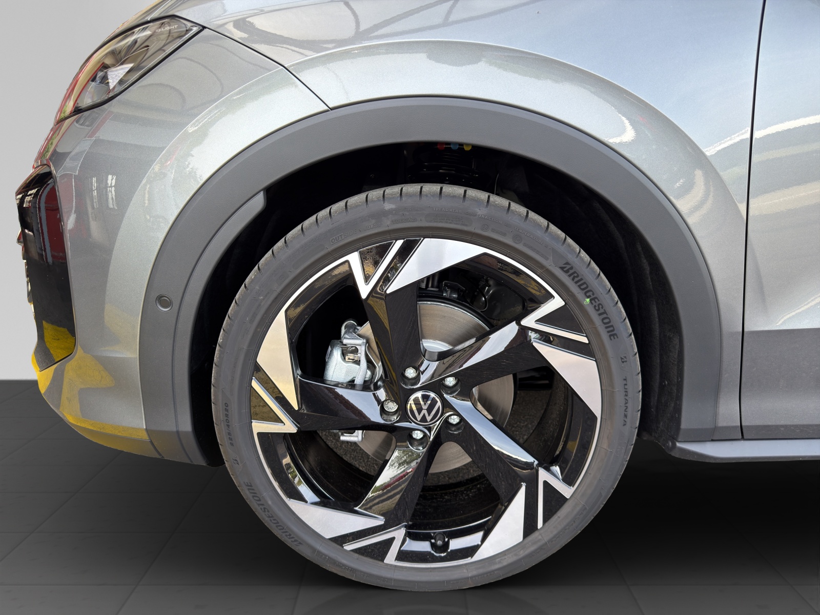 VW T-Roc 1.5 eTSI mHEV R-Line DSG-image-7