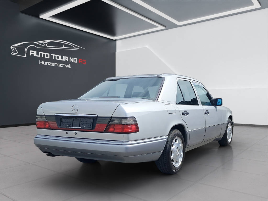 MERCEDES-BENZ E 280-image-2