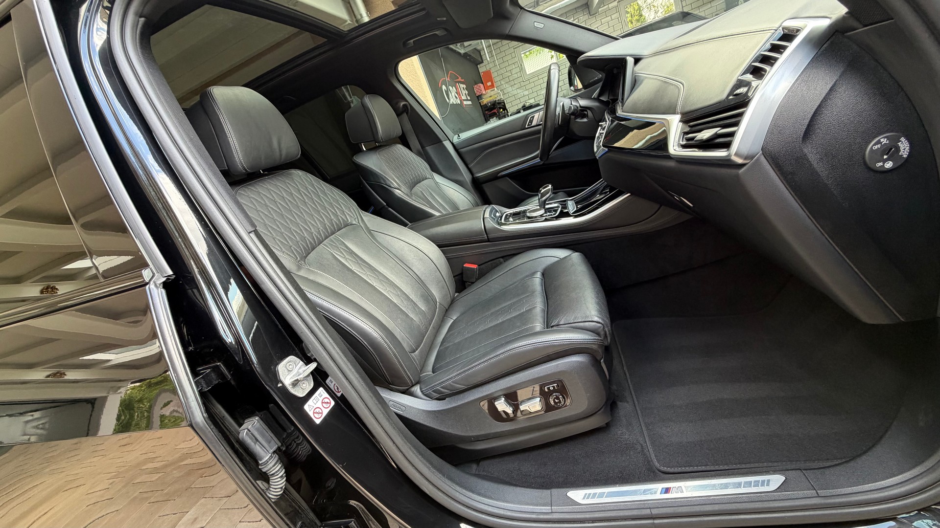 BMW X5 xDrive45e♦️NEUE Batterie*Topzustand*CH Fahrzeug♦️-image-18