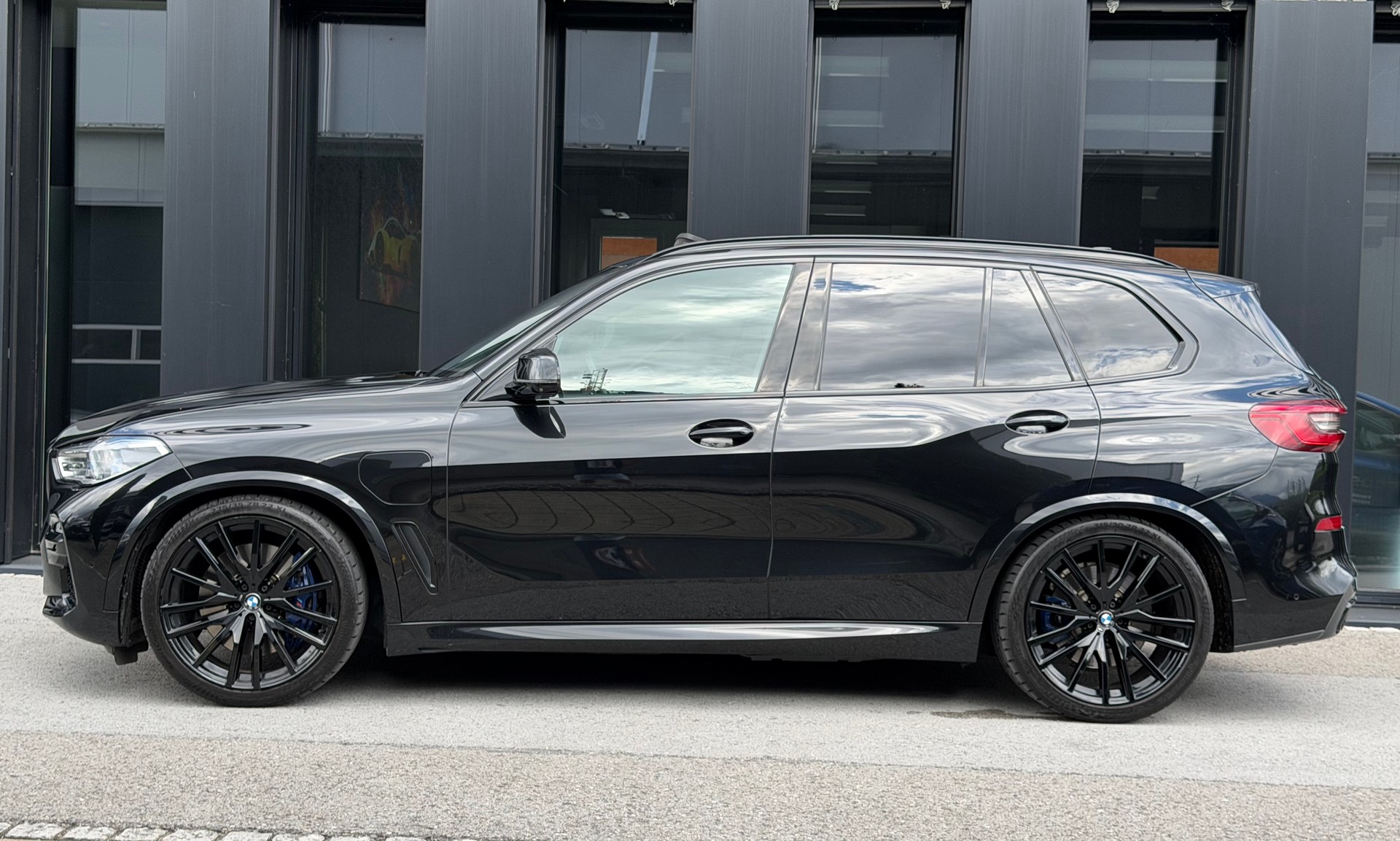 BMW X5 xDrive45e♦️NEUE Batterie*Topzustand*CH Fahrzeug♦️-image-3