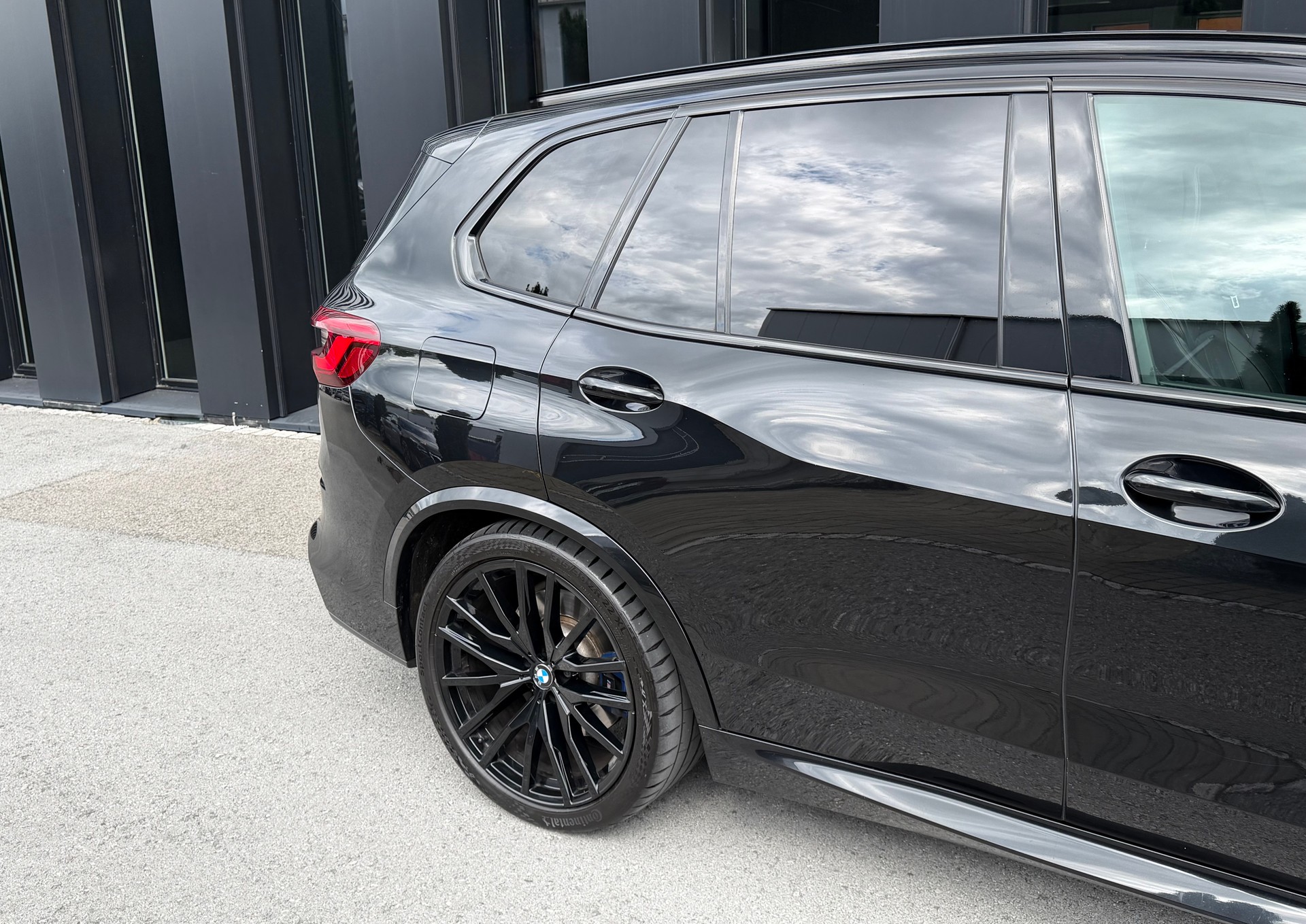 BMW X5 xDrive45e♦️NEUE Batterie*Topzustand*CH Fahrzeug♦️-image-15